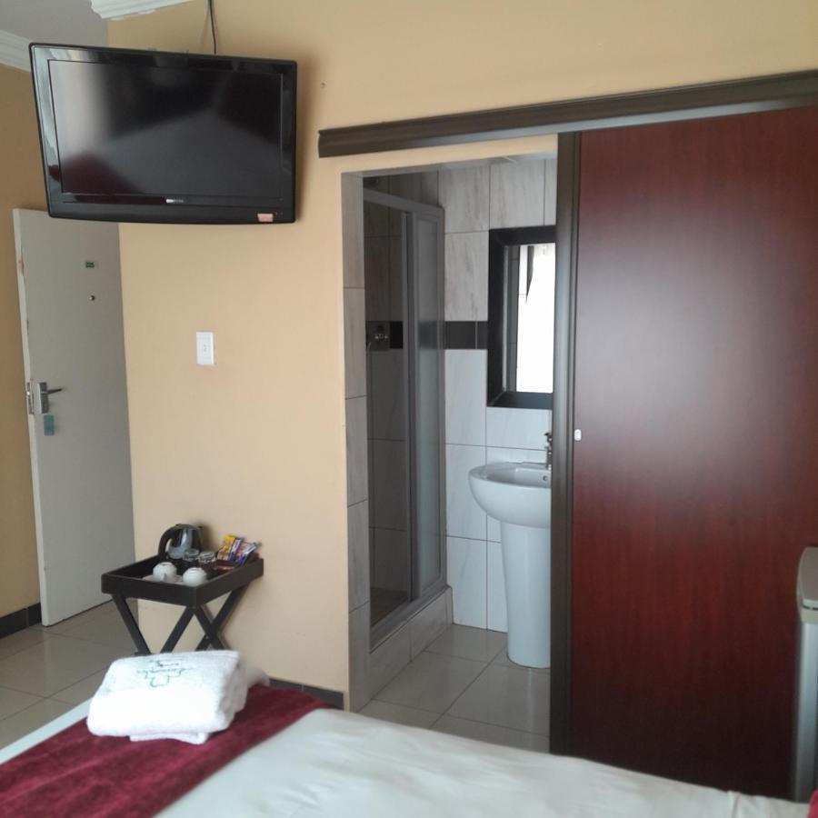 The Shamrock Hotel Polokwane Exterior foto