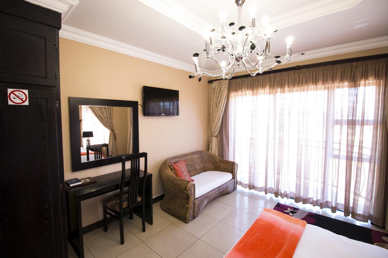 The Shamrock Hotel Polokwane Exterior foto